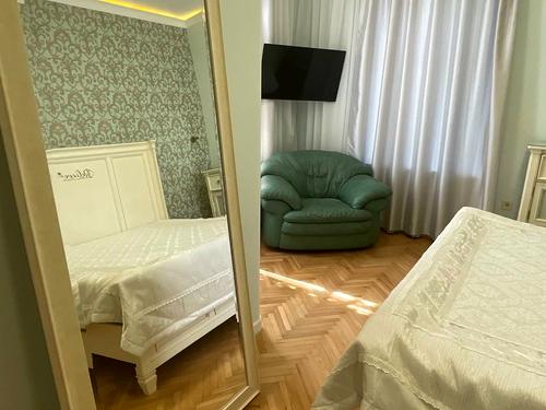 квартира по адресу Кирилла и Мефодия ул., 10
