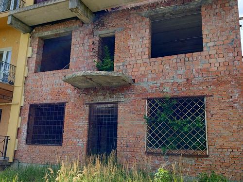 дом по адресу Трускавец, Романа Різняка ул.