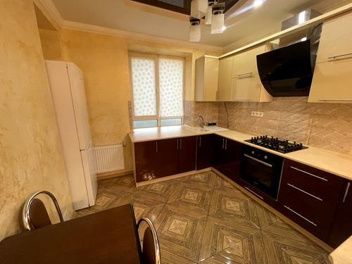 квартира за адресою Двірська вул., 7