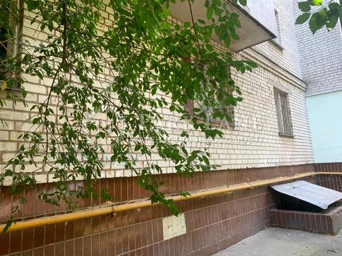 комерційна за адресою Казанська вул., 18