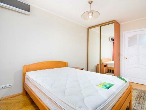 квартира за адресою Гоголівська вул., 27