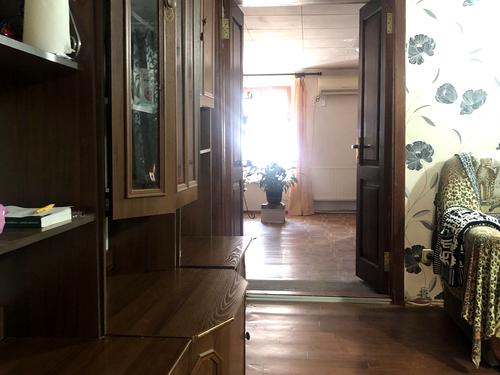 квартира за адресою Утьосова вул., 7