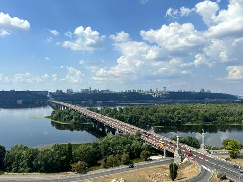 квартира за адресою Дніпровська набережна вул., 1