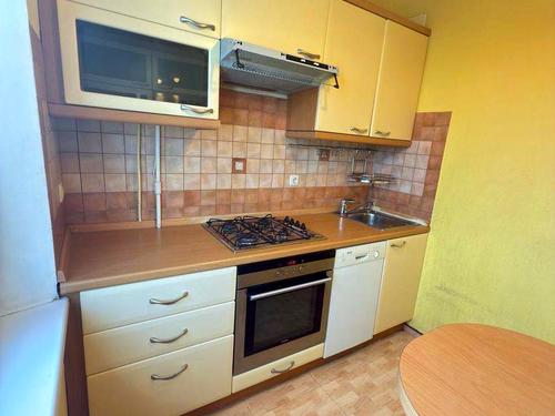 квартира за адресою Академіка Булаховського вул., 30-Б