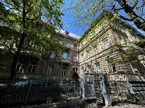 квартира за адресою Богдана Лепкого вул., 10