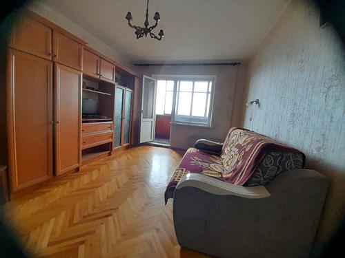 квартира за адресою Ревуцького вул., 44