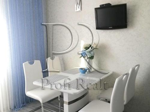 квартира за адресою Новомостицька вул., 15