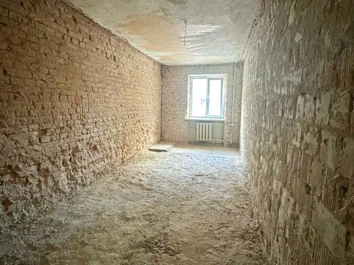 комерційна за адресою Василя Яна вул., 2