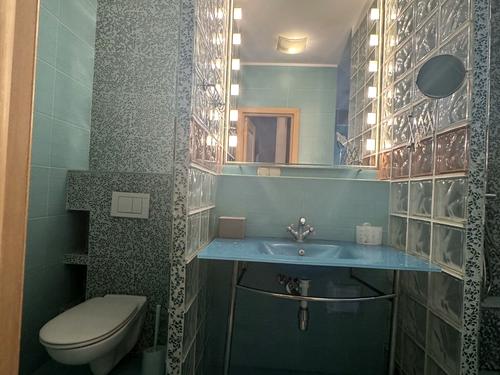 квартира за адресою Академіка Амосова вул., 6