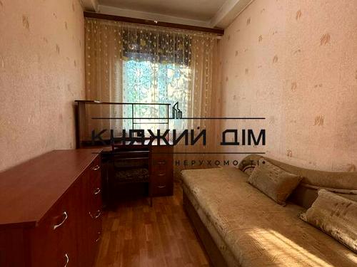 квартира за адресою Ушинського вул., 7