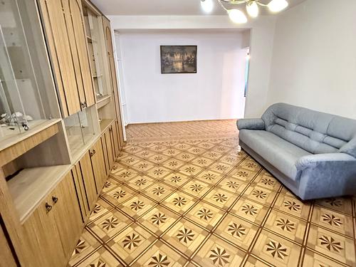 квартира за адресою Академіка Корольова вул., 104