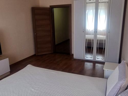 квартира по адресу Ревуцкого ул., 54