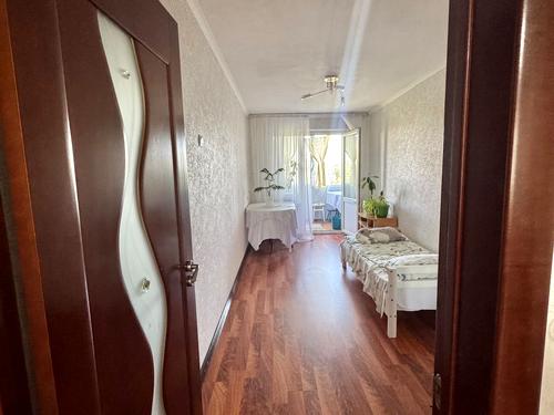 квартира за адресою Космонавта Поповича вул. (Космонавта Волкова), 12-А