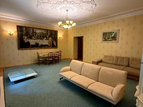 квартира за адресою Лазаря Глоби вул. (Андрія Фабра), 13