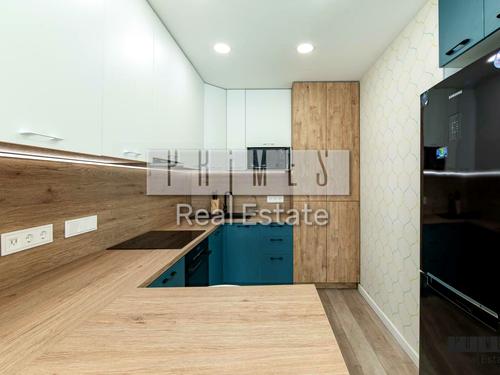 квартира за адресою Регенераторна вул., 4