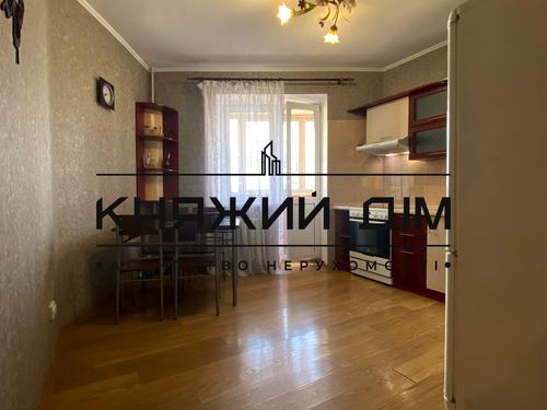 квартира за адресою Науки просп., 62-А
