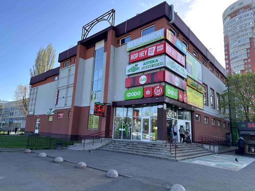 коммерческая по адресу Чёрных Запорожцев ул. (Петра Запорожця), 28