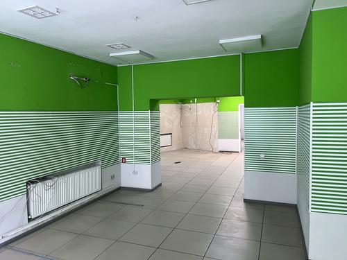 комерційна за адресою Харківське шосе, 58