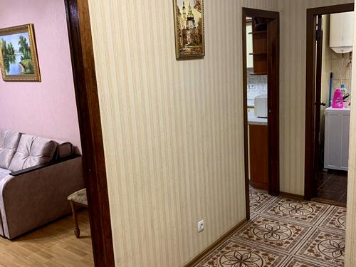 квартира по адресу Салютная ул., 1-Б