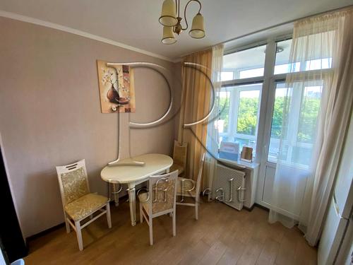 квартира за адресою Авіаконструктора Ігоря Сікорського вул. (Танкова), 4-Б