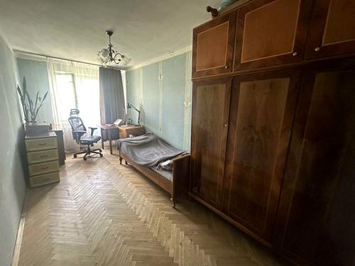 квартира за адресою Симона Петлюри вул. (), 18в