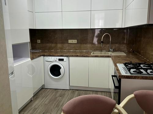 квартира за адресою Ольги Кисілевської вул., 27
