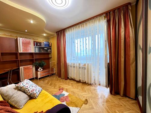 квартира за адресою Леся Курбаса просп., 3-Б