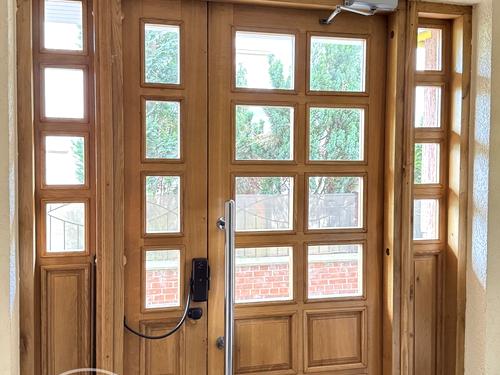 квартира за адресою Карпинця, 8