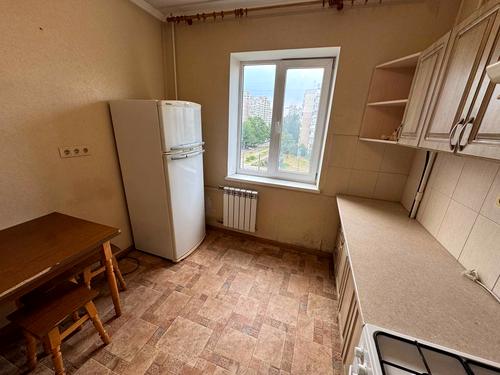 квартира за адресою Тростянецька вул., 8