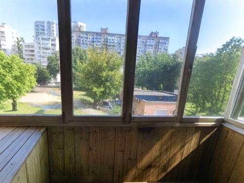 квартира за адресою Тростянецька вул., 8