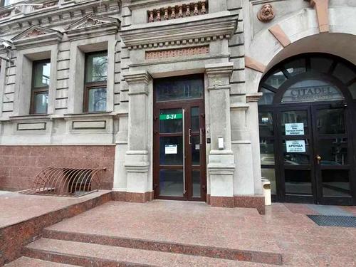 комерційна за адресою Січових Стрільців вул. (Артема), 20