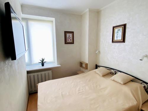 квартира за адресою Анни Ахматової вул., 16-Б
