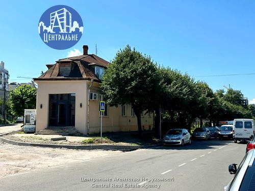комерційна за адресою Марка Черемшини вул., 2