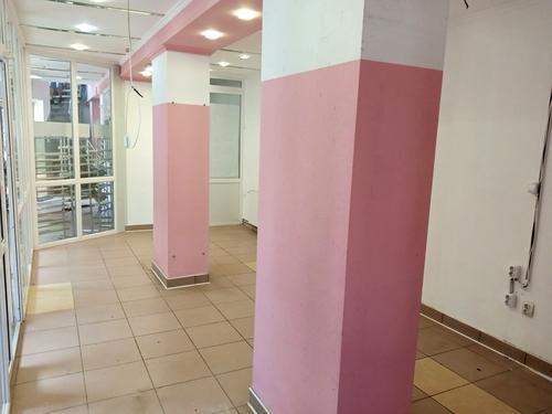 комерційна за адресою Майдан Шевченка, 3