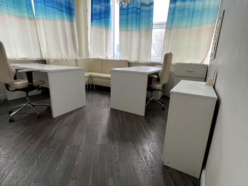 комерційна за адресою Євгена Коновальця вул. (Щорса), 44Б