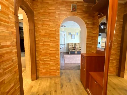 квартира по адресу Дмитра Яворницького ул., 2Б