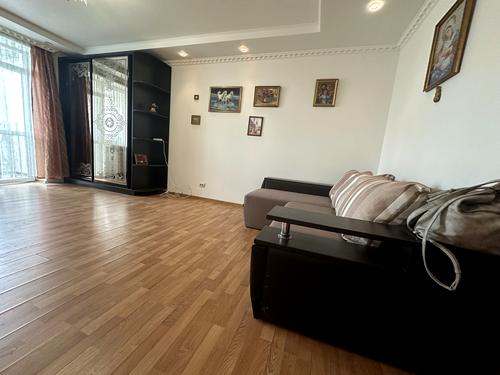 квартира за адресою Леоніда Перфецького вул., 11а