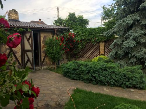 будинок за адресою вул. Озерна, 31