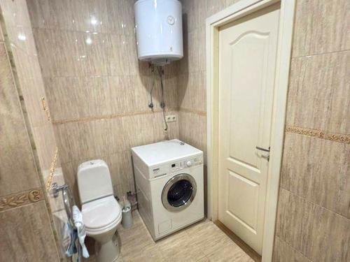 квартира за адресою Академіка Булаховського вул., 30-Б