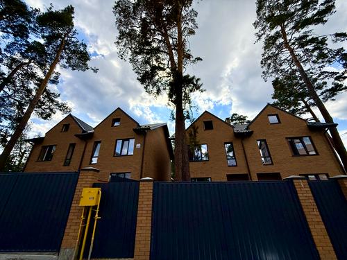будинок за адресою Ірпінь, Академіка Ромоданова вул. (Льва Толстого), 1