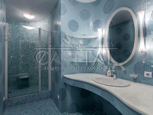 квартира за адресою Шота Руставелі вул., 44