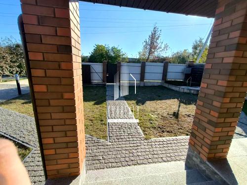 будинок за адресою Новаторів вул.
