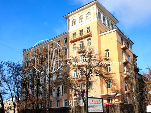 квартира за адресою Богдана Хмельницького вул., 68