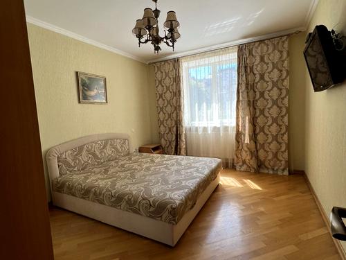 квартира за адресою Євгена Коновальця вул., 124А