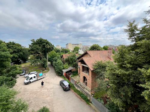 квартира за адресою Івана Пулюя вул., 9