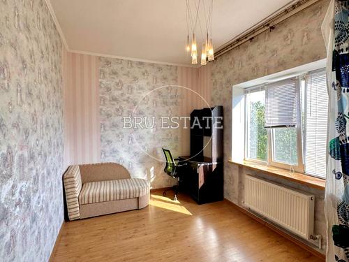 будинок за адресою Курчатова, 27