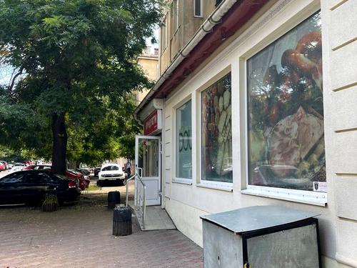 комерційна за адресою Святослава Караванського вул. (Жуковського), 5