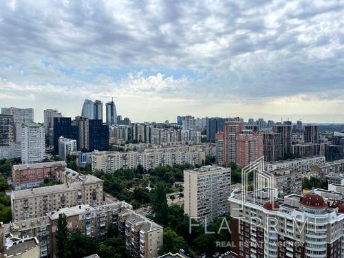 квартира за адресою Антоновича вул. (Горького), 136