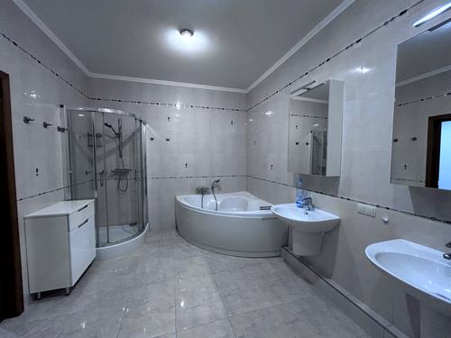 квартира за адресою Олександра Кониського вул., 28А-30А