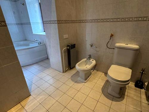 комерційна за адресою Французький бульв., 11б